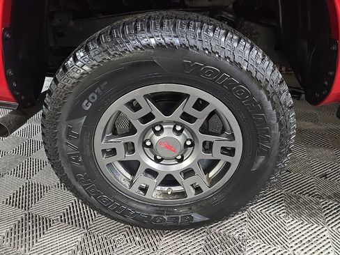 Used 2022 Toyota Tacoma SR image 13