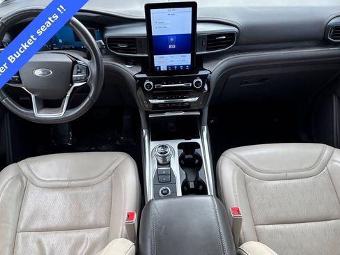 Certified 2022 Ford Explorer Platinum w/ Technology Package image 14