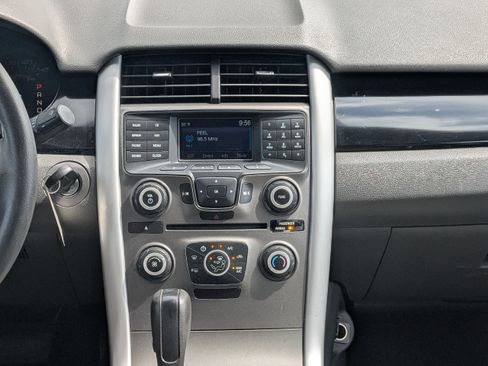 Used 2014 Ford Edge SE w/ Equipment Group 101A FWD image 17