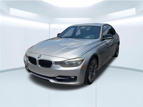 Used 2013 BMW 328i Sedan RWD image 1
