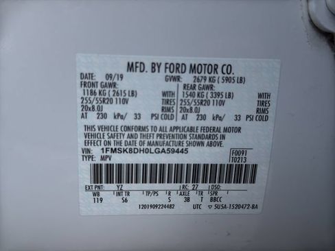 Used 2020 Ford Explorer XLT w/ Equipment Group 202A AWD/4WD image 20