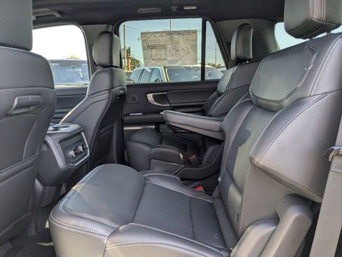 New 2025 Ford Expedition Platinum w/ Stealth Performance Package image 15