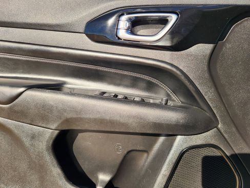 Used 2022 Jeep Compass Altitude w/ Convenience Group image 23