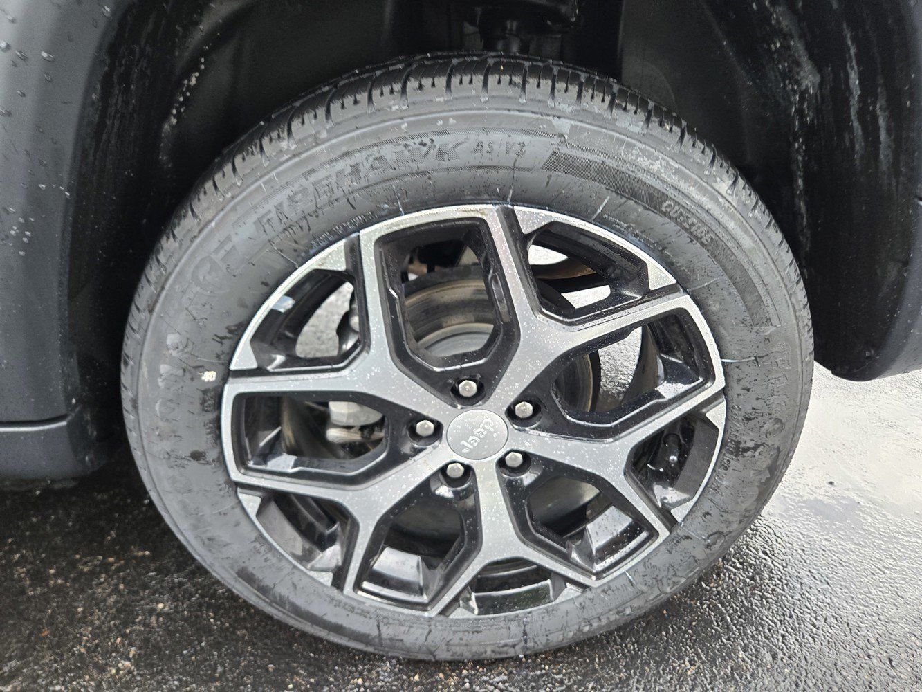 Used 2024 Jeep Compass Limited AWD/4WD image 40