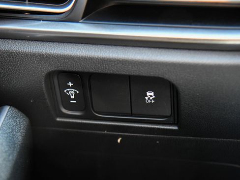 Used 2025 Kia Sorento S w/ Panoramic Sunroof Package FWD image 39