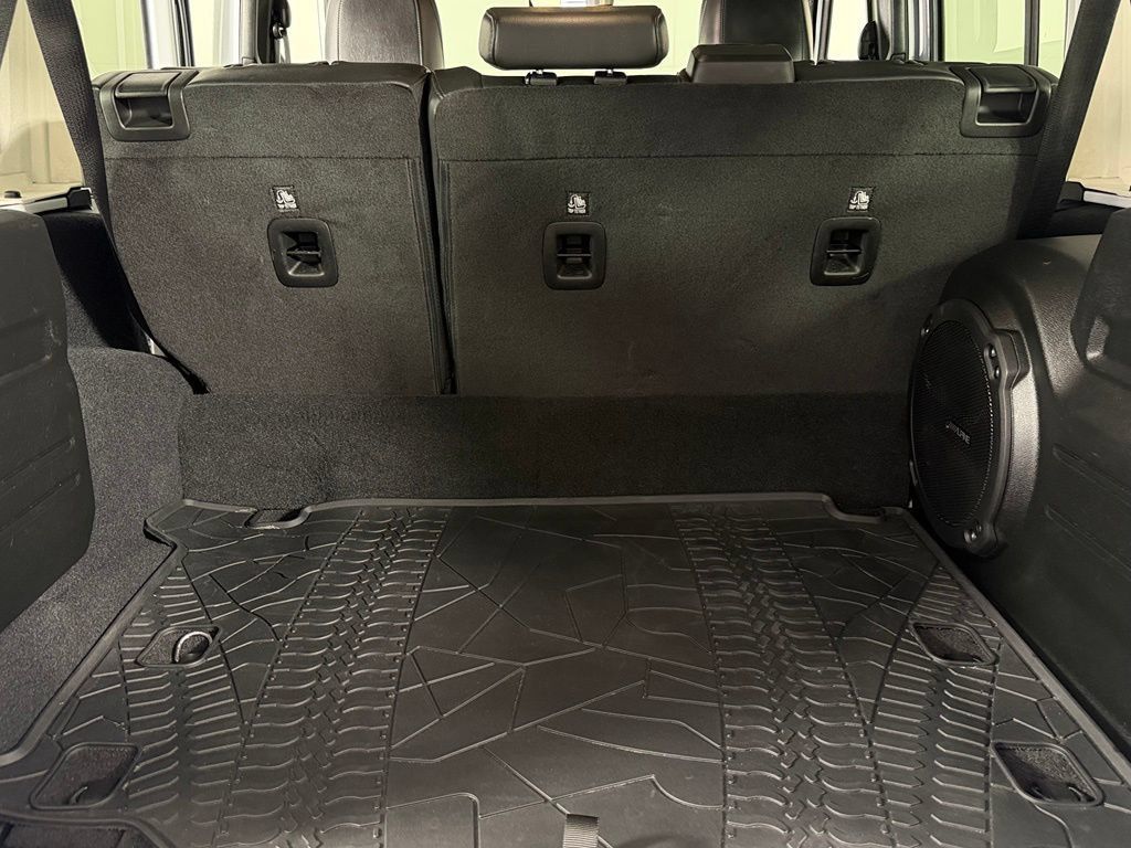 Certified 2023 Jeep Wrangler Unlimited Sahara AWD/4WD image 23