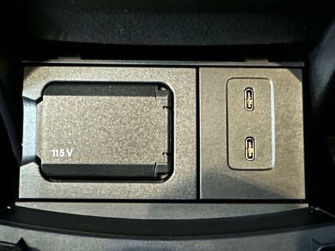 Used 2022 Mercedes-Benz GLA 250 4MATIC image 15