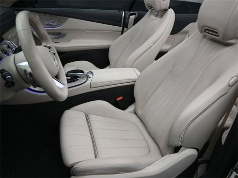 Used 2023 Mercedes-Benz E 450 4MATIC Cabriolet image 18