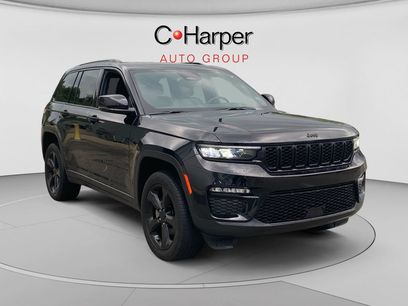 Used 2024 Jeep Grand Cherokee Limited w/ Black Appearance Package