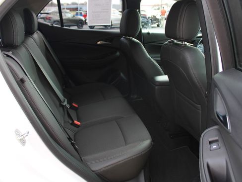 Used 2025 Buick Encore GX Preferred image 24