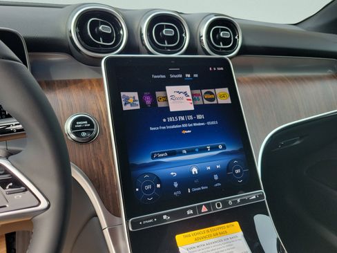 Certified 2026 Mercedes-Benz GLC 300 image 29