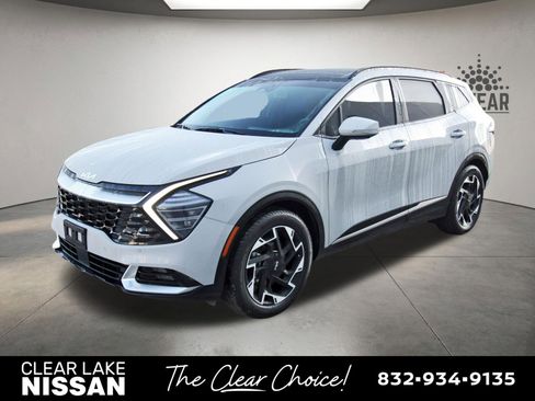 Used 2025 Kia Sportage SX image 3