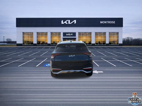 Used 2023 Kia Sportage EX AWD/4WD image 6