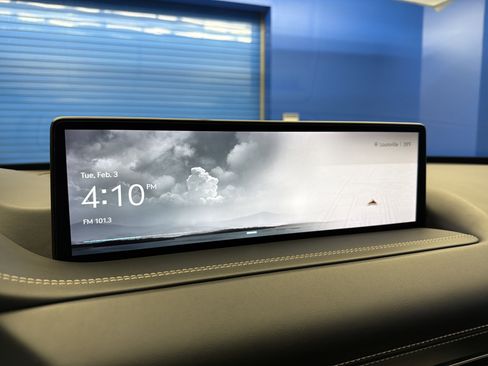 Used 2024 Genesis GV80 2.5T image 19