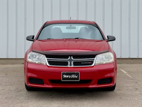 Used 2014 Dodge Avenger SE image 9