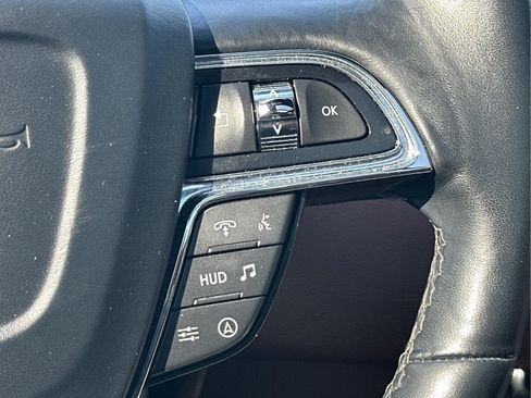 Used 2024 Lincoln Navigator Reserve AWD/4WD image 23