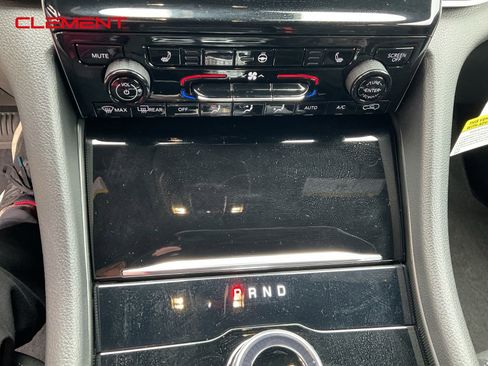 New 2025 Jeep Grand Cherokee Laredo X w/ Luxury Tech Group I image 10