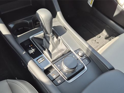 New 2026 MAZDA MAZDA3 2.5 S Sedan w/ Preferred Pkg image 21