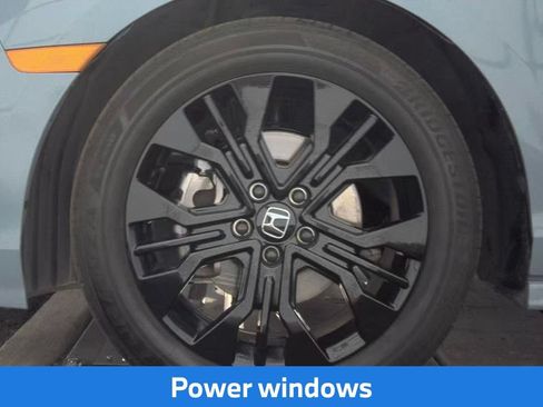Used 2025 Honda Odyssey Sport-L image 11