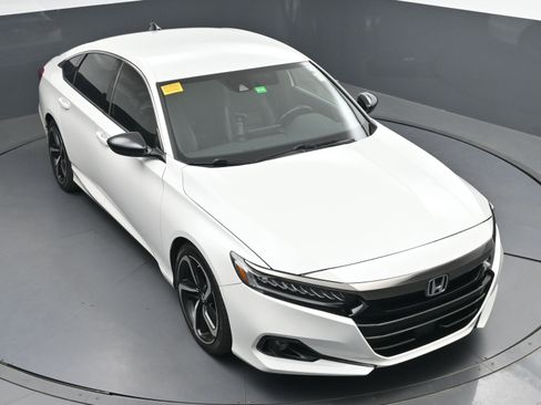Used 2021 Honda Accord Sport image 32