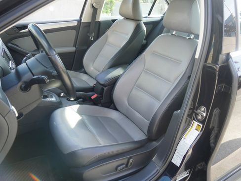 Used 2014 Volkswagen Jetta SEL image 27