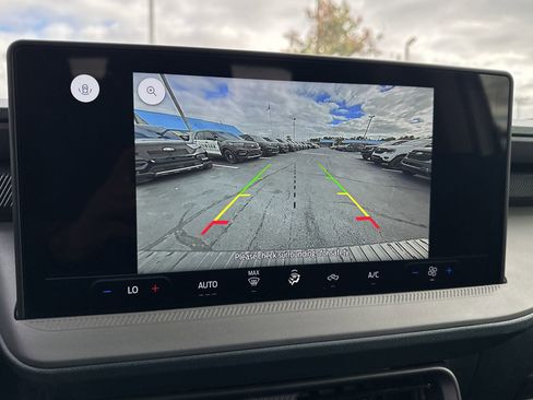 New 2025 Ford Maverick XL image 4