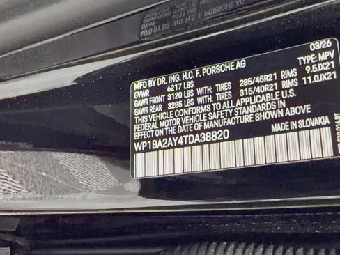 Certified 2026 Porsche Cayenne Coupe AWD/4WD image 31