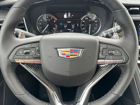 New 2025 Cadillac XT6 Sport image 25