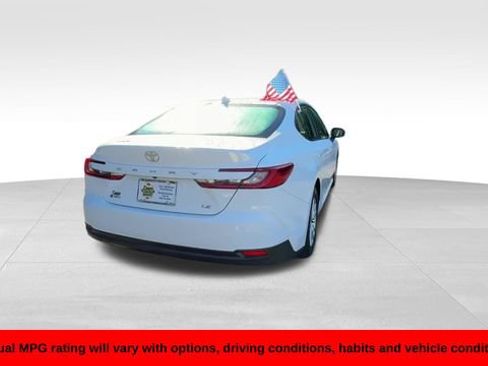 Used 2026 Toyota Camry LE FWD image 8