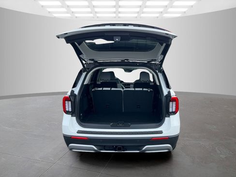 New 2026 Ford Explorer Platinum w/ LUX Leather Package image 6