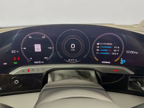 Used 2023 Porsche Taycan 4S AWD/4WD image 14