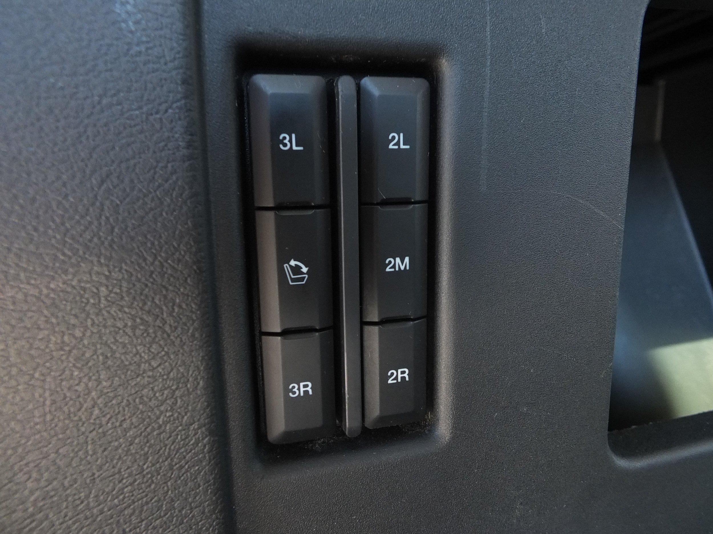 Used 2024 Ford Expedition Max Limited AWD/4WD image 18