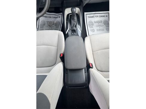 Used 2020 Toyota Corolla LE image 13