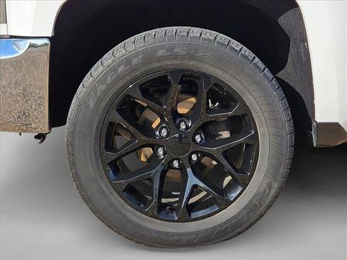 Used 2017 Chevrolet Silverado 1500 LT w/ Texas Edition RWD image 20