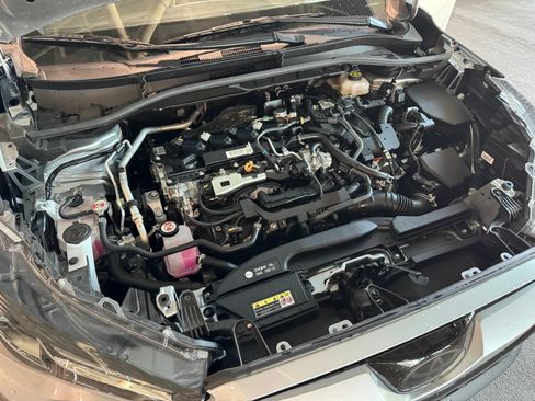 Used 2025 Toyota Corolla Cross AWD Hybrid image 14
