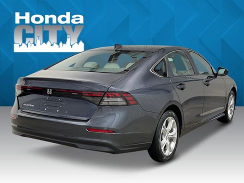Used 2025 Honda Accord LX image 6