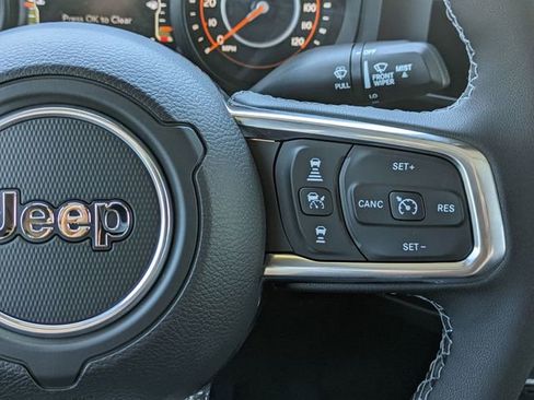 New 2026 Jeep Wrangler Unlimited Sahara AWD/4WD image 19
