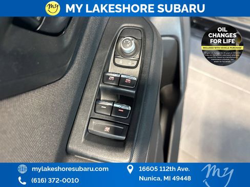 Certified 2025 Subaru Forester Premium AWD/4WD image 15
