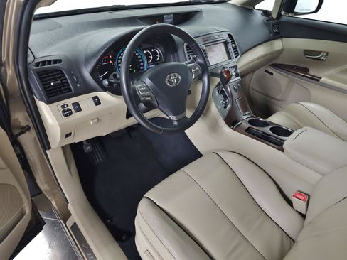 Used 2009 Toyota Venza AWD image 14