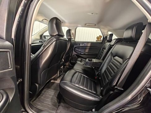 Used 2022 Ford Edge SEL w/ Convenience Package image 26