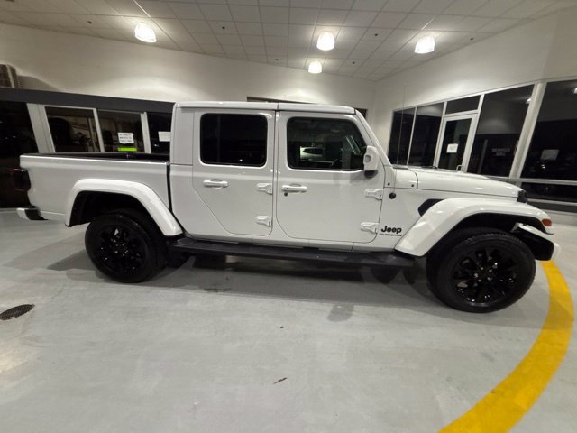 Used 2022 Jeep Gladiator Overland AWD/4WD image 7