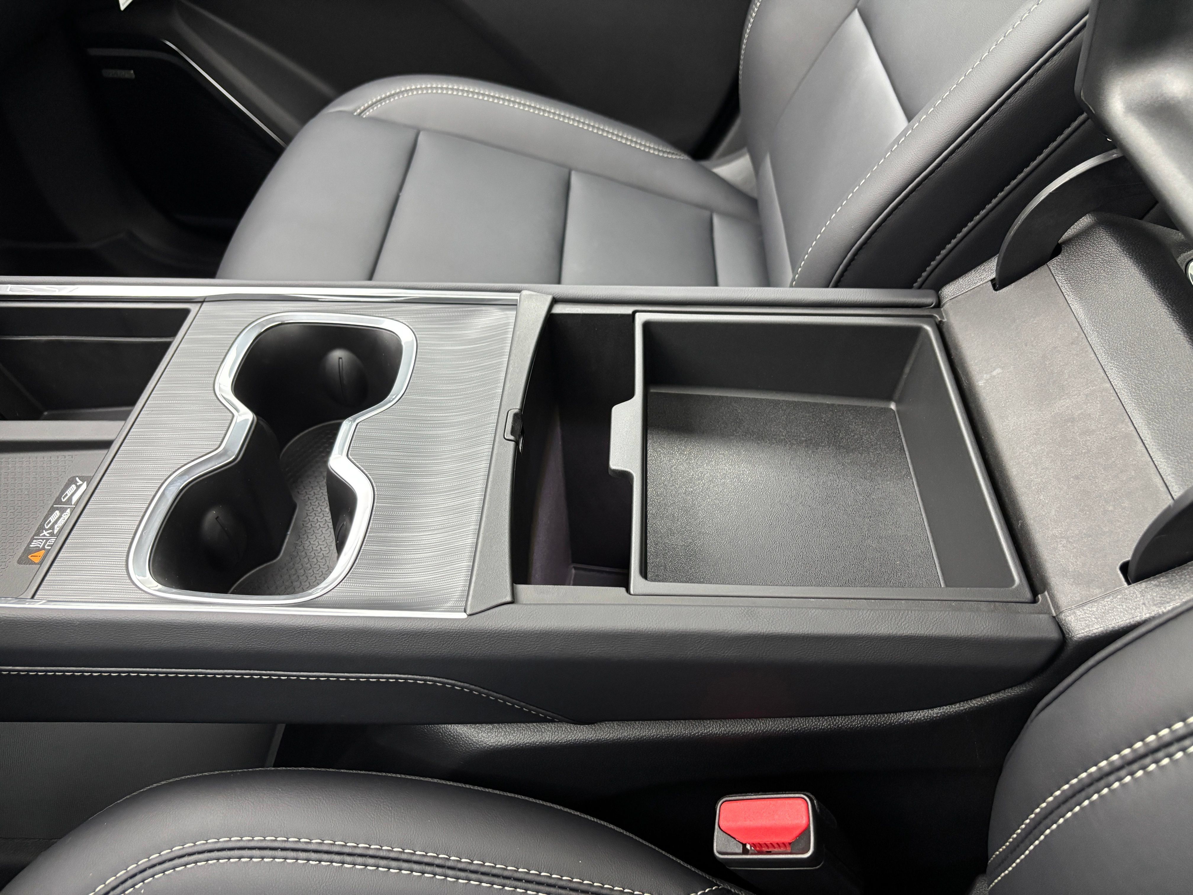 New 2026 GMC Acadia Elevation w/ Black Edition FWD image 34
