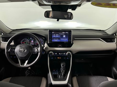 Certified 2022 Toyota RAV4 XLE w/ Convenience Package image 26
