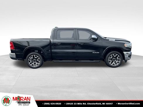 Used 2025 RAM 1500 Laramie AWD/4WD image 6