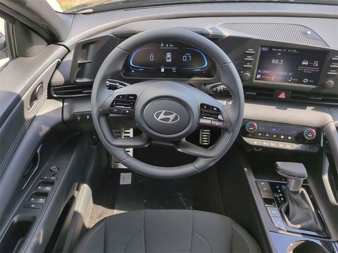 New 2026 Hyundai Elantra SEL Sport image 17