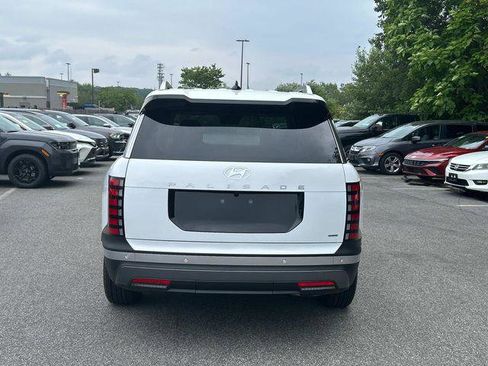 New 2026 Hyundai Palisade SEL image 3