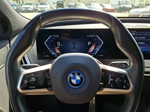 Used 2023 BMW iX xDrive50 w/ Premium Package AWD/4WD image 20