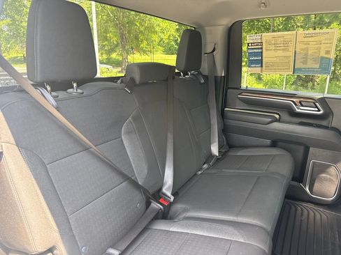 Used 2025 Chevrolet Silverado 2500 LT w/ Convenience Package AWD/4WD image 34