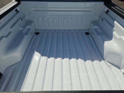 New 2025 Ford Maverick XLT w/ XLT Luxury Package image 4