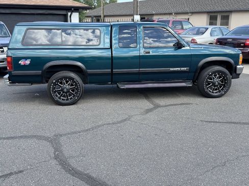 Used 1994 Dodge Dakota 4x4 Club Cab image 28